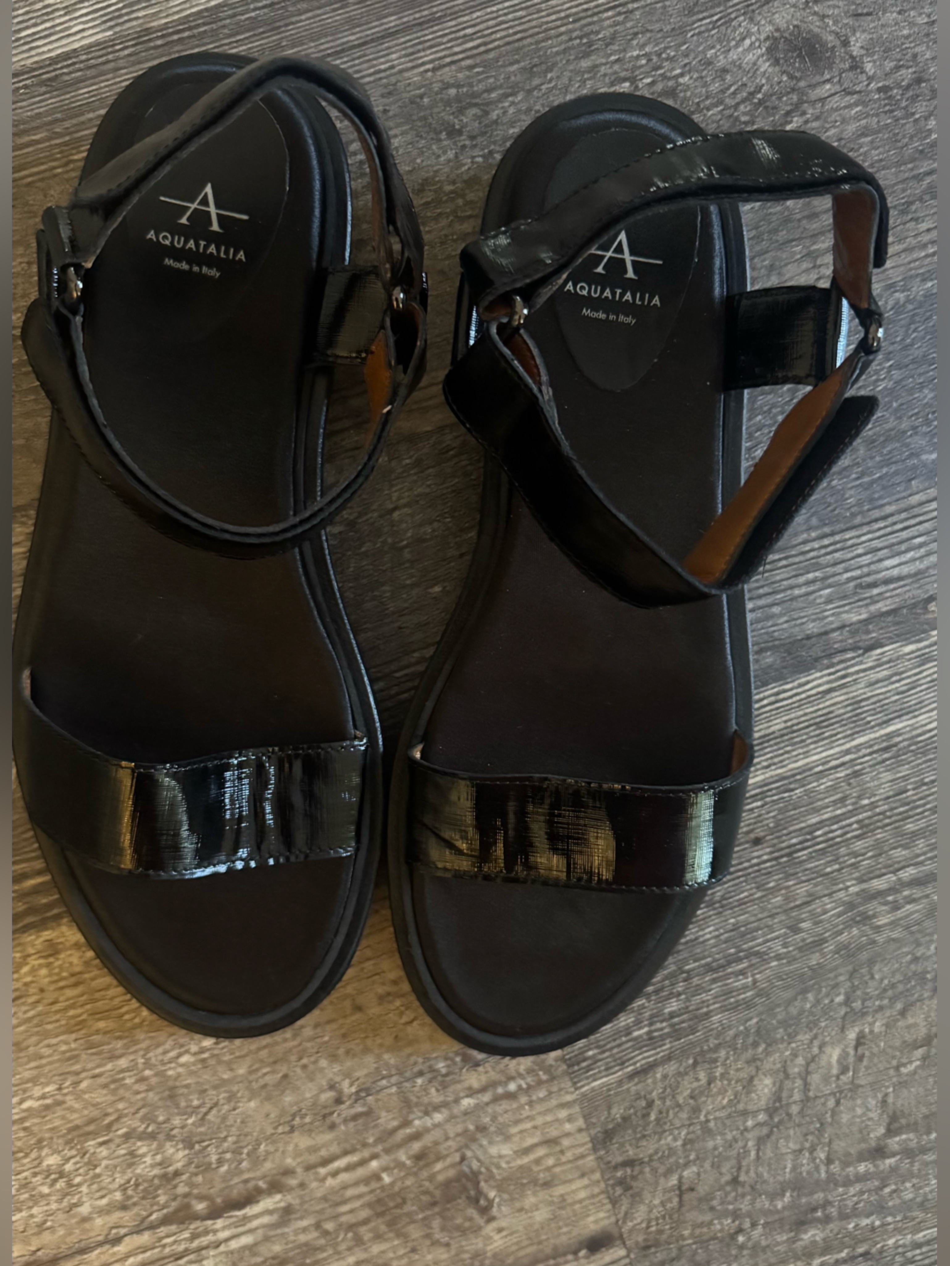 Aqua Italia Sandals- Never Worn New Women’s Black Platform Sandals Size 9